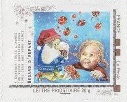 Child looking. Regard d'enfant