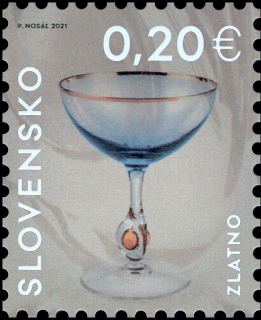 Golden Zuzana Wine Glass, Zlatno