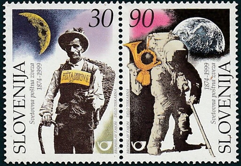 Postmen of Past and Future