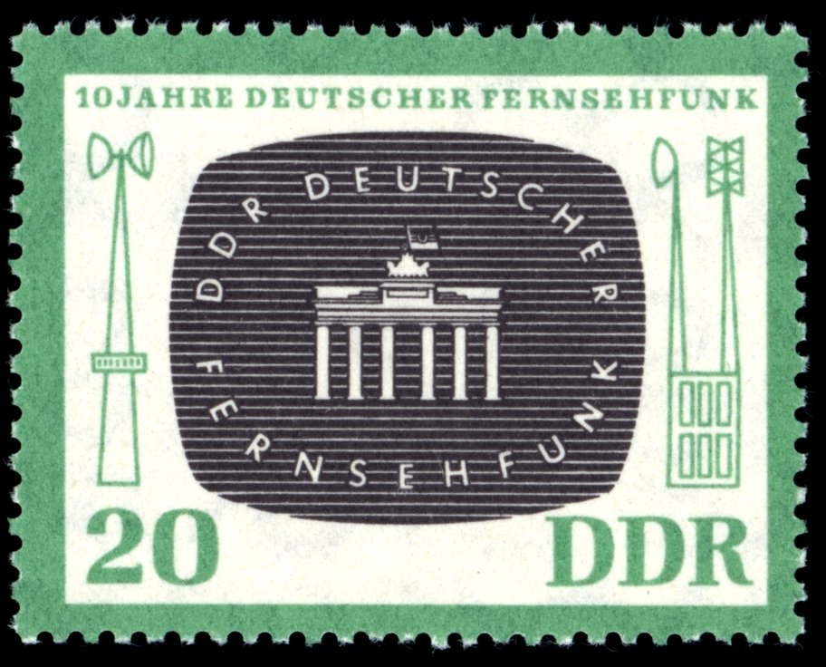 Screen, transmitting and receiving towers