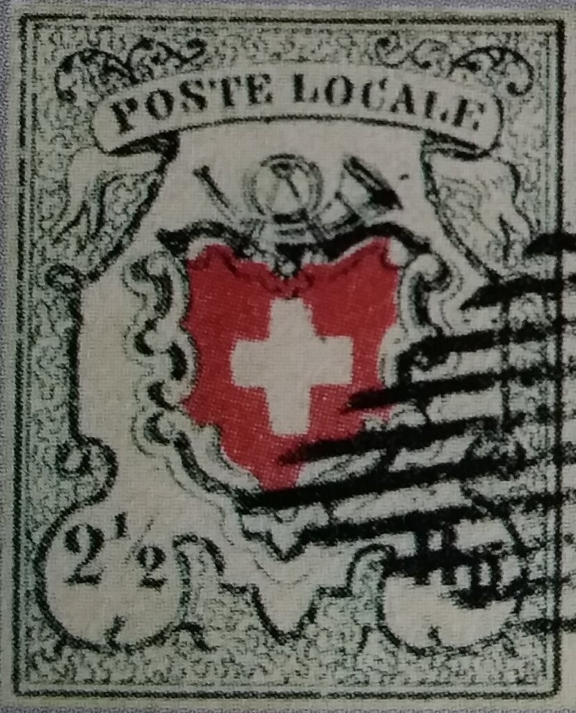 Coat of arms below post horn without cross edging