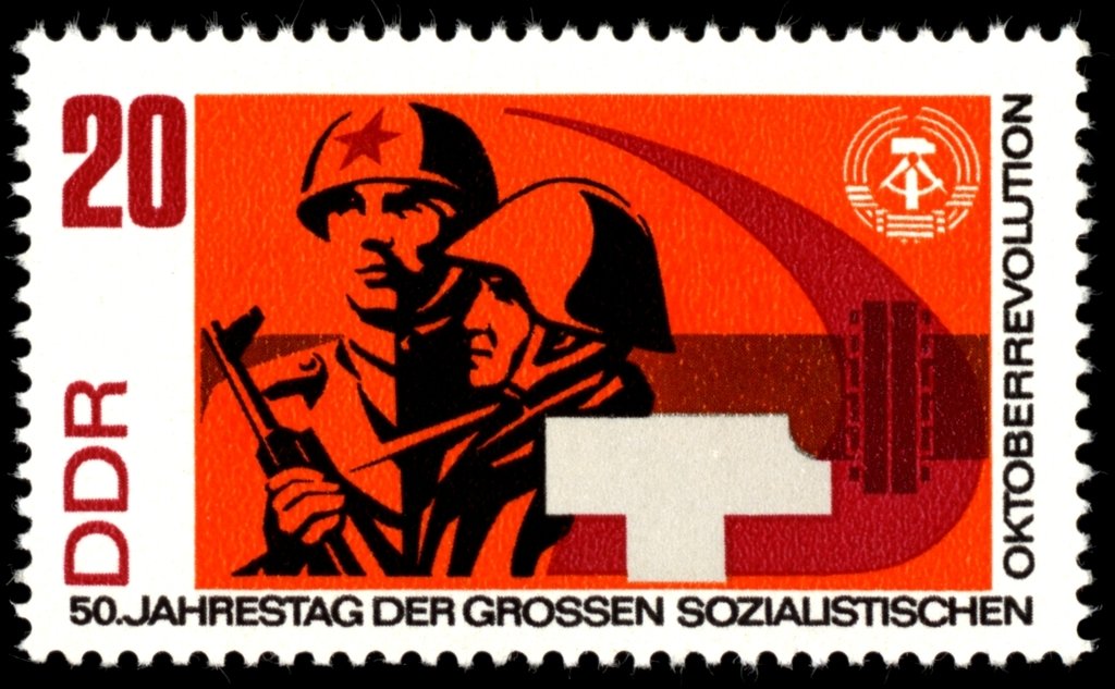 Russian soldier and Volksarmist