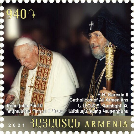 Pope John Paul II and Catholicos Karekin II, 2001