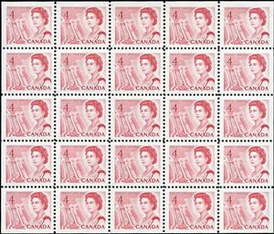 Mini Sheet, QE II, ship in lock in the St. Lawrence Seaway, Canada,  , Famous People, Heads of State, Queens, Royalty, Ships, Women