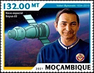Vladimir Aksyonov/Valeri Bykovski (1934–2019)
