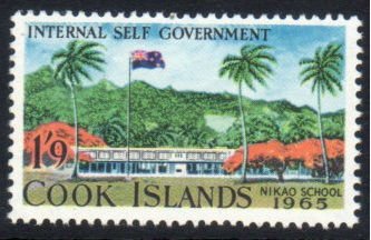Nikao School and flag of New Zeland