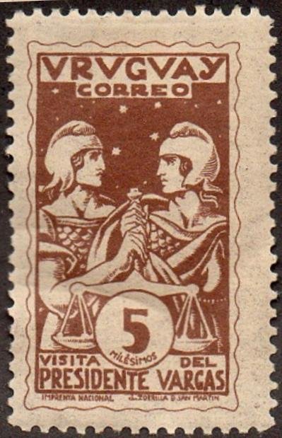 Alegorical figures holding scales of Justice