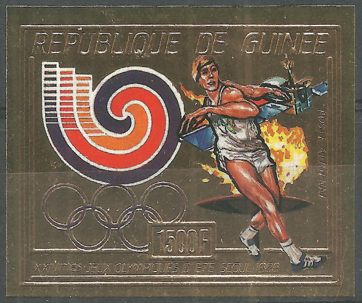 Discus throwing
