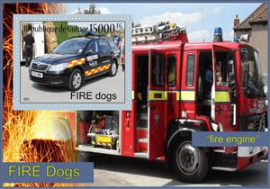 Souvenir Sheet, Fauna Firedogs, Guinea,  