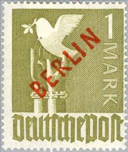 Stamp, Peace dove over unfettered hands, Berlin,  , Peace Doves