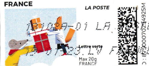 Mouse and squirrel bringing gifts without laposte logo