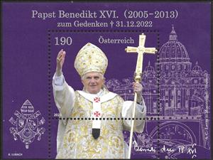 Souvenir Sheet, Pope Benedict XVI, Austria,  , Churches - Cathedrals - Basilicas - Chapels, Clergy, Crosses, Famous People, Popes, Religion