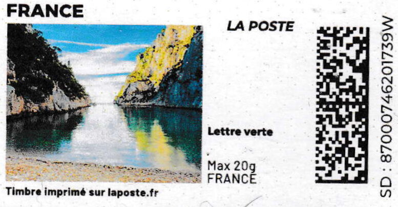 Lake and Mountain View 3. La calanque d'En Vau. Redesign
