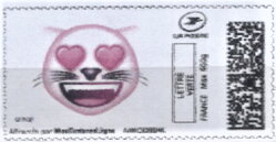 Loving Cat Emoji wih heart eyes