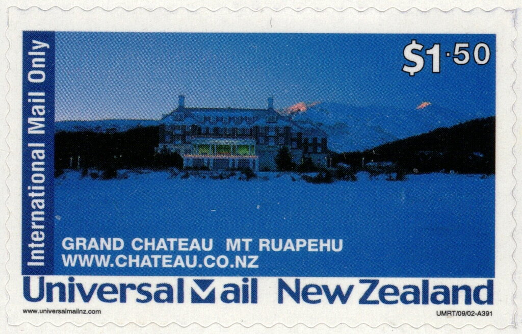 Grand Chateau, Mt Ruapehu - Hotel in Snow