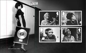 Booklet Pane, Dame Shirley Bassey Prestige Booklet Pane 2, United Kingdom of Great Britain & Northern Ireland,  , Famous People, Singers, Women