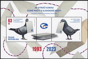 Souvenir Sheet, Carrier Pigeon with Envelope, Czech Republic,  , Animals (Fauna), Birds, Carrier-pigeons, Joint Issues, Letters (Mail), Pigeons