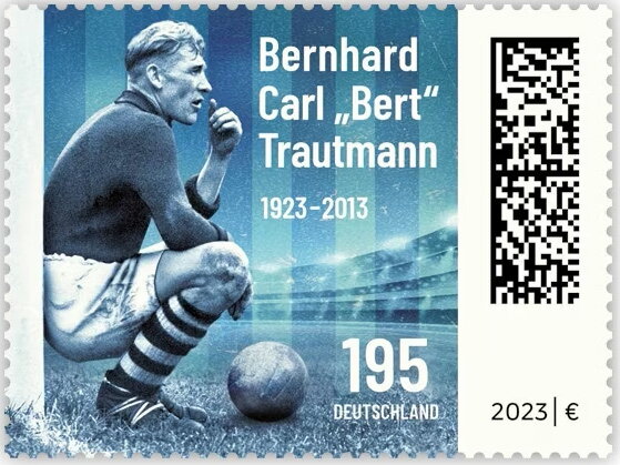 Bernhard Carl "Bert" Trautmann, Footballer