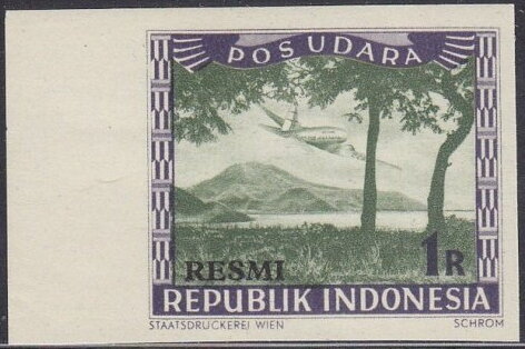 Plane over Sumatra Mountain
