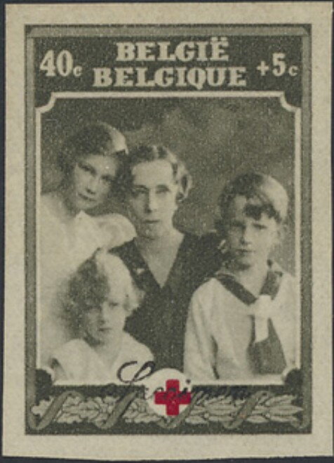 Belgian Red Cross - Queen Elisabeth and children