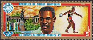 Stamp, Rafer Johnson (*1935), Equatorial Guinea,  , Sculptures, Sport, Athletics, Discus-throwing, Olympic Games, Statues, Buildings, Athletes