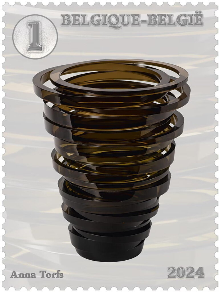 Glass Art Piece by Anna Torfs