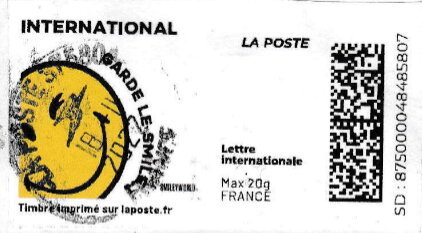 Keep smiling. Garde le smile. in yellow. Redesign no logo
