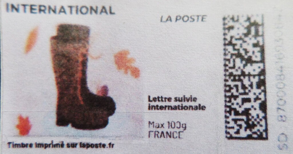 Autumn. Brown Boots. Redesign without laposte logo