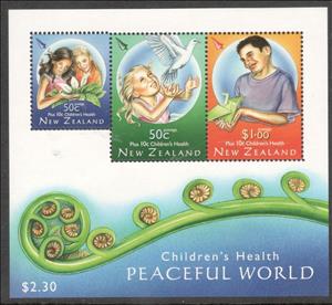 Souvenir Sheet, Health 2007 Peaceful World souvenir sheet - perf 14, New Zealand,  , Birds, Children, Flowers, Lilies (Flower), Peace Doves, Plants (Flora)