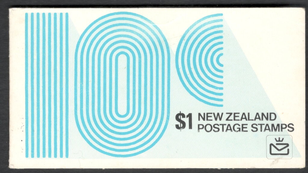 New Zealand Coat of Arms & Queen Elizabeth II