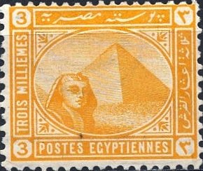 Sphinx in front of Cheops pyramid
