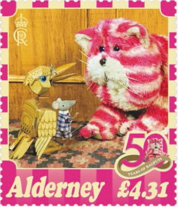 Bagpuss with Professor Yaffle and a mouse