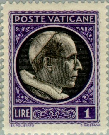 Effigy of Pius XII turn right