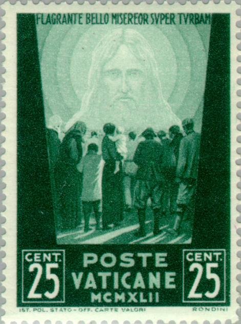 Crowd of people facing the Redeemer
