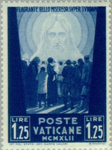 Crowd of people facing the Redeemer