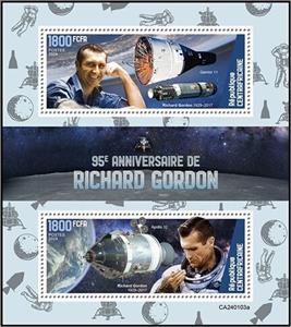 Souvenir Sheet, 95th Anniversary of the Birth of Richard F. Gordon Jr, Central African Republic,  , Anniversaries and Jubilees, Astronauts, Outer Space, Space Traveling, Космический корабли