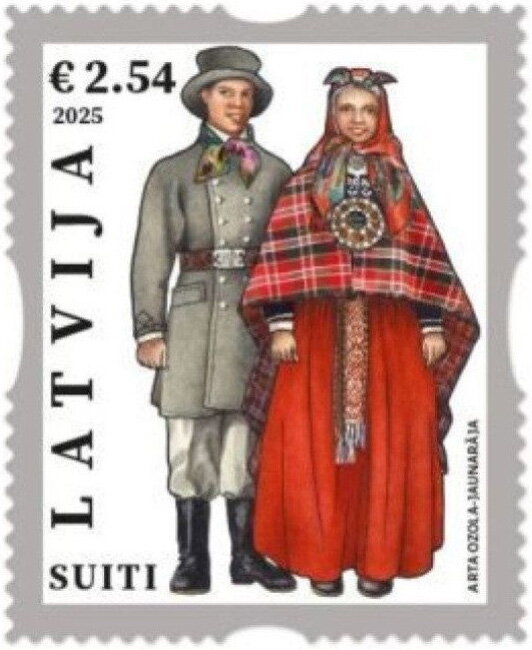 Costumes of Suiti