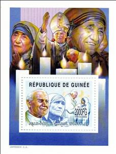 Souvenir Sheet, Personalities - Pope John Paul II, Guinea,  , Clergy, Famous People, Humanists, Popes, Religion