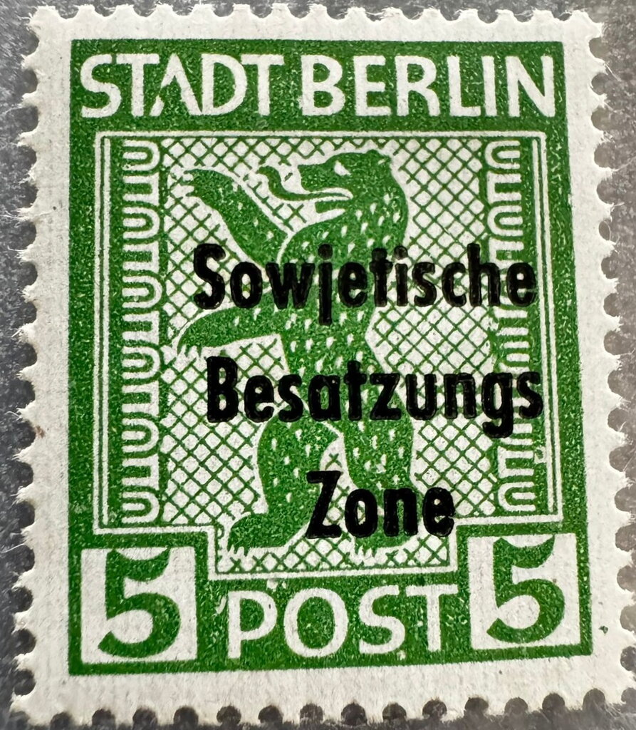 Overprint: Sowjetische Besatzungs Zone