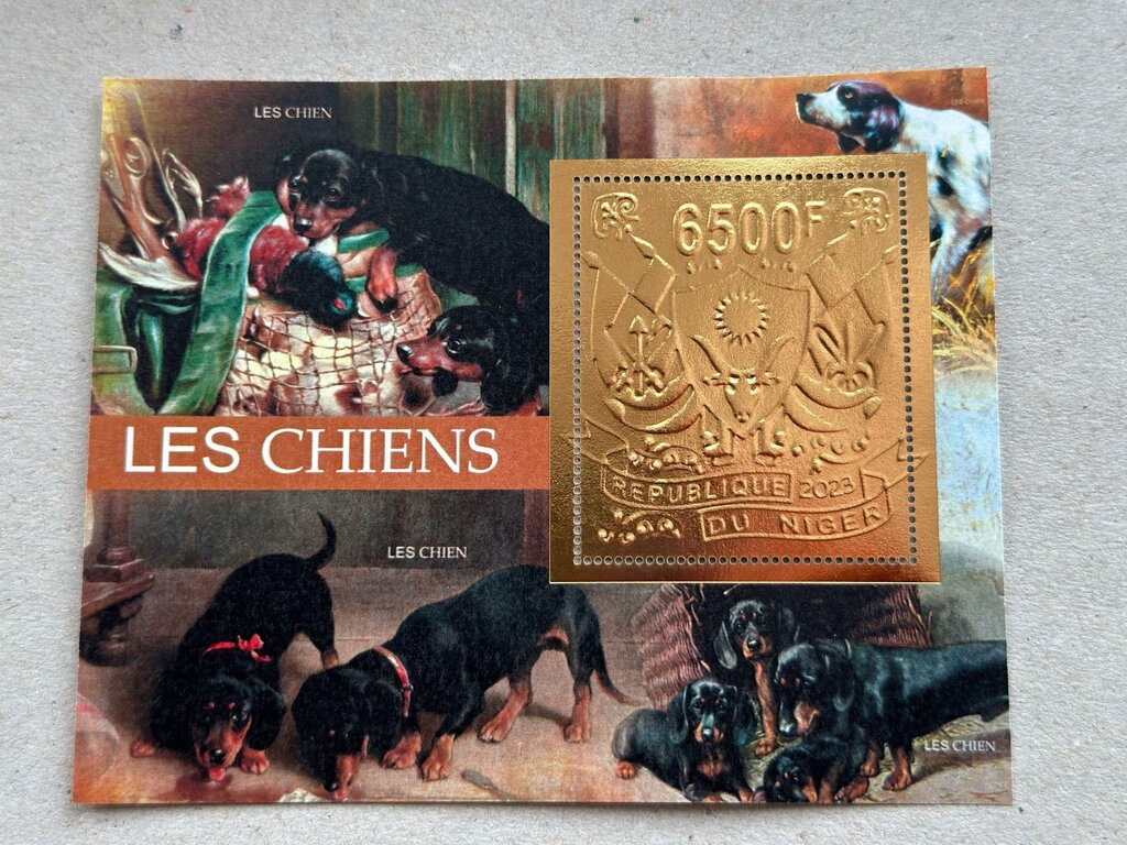 Dogs - Foil Coat of Arms
