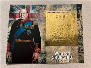 Souvenir Sheet, Winston Churchill - Foil Coat of Arms, Niger,  , Authors, Coats of Arms, Famous People, Literary People (Poets and Writers), Painters, Politicians, Prime Ministers