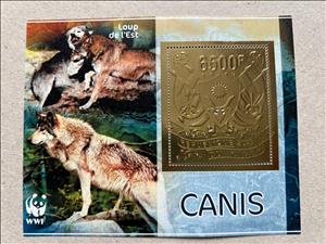 Souvenir Sheet, WWF - Wolves - Foil Coat of Arms, Niger,  , Animals (Fauna), Coats of Arms, Mammals, WWF, Wolves