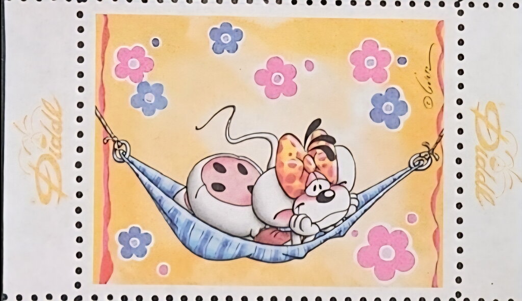 Diddlina on hammock