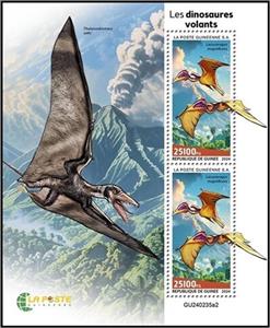 Souvenir Sheet, Flying Dinosaurs (Lacusovagus magnifi), Guinea,  , Prehistoric Animals, Prehistory