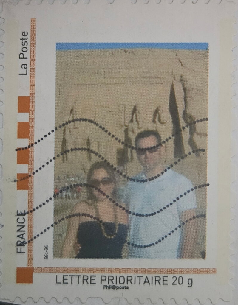 Two peoples and pyramid