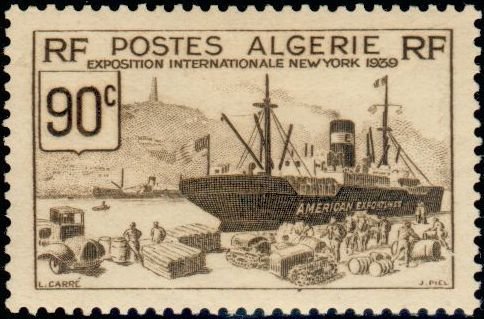 American export liner unloading cargo