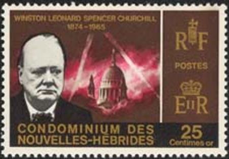 Winston Churchill, St. Paul's Cathedral surrounded by fireli