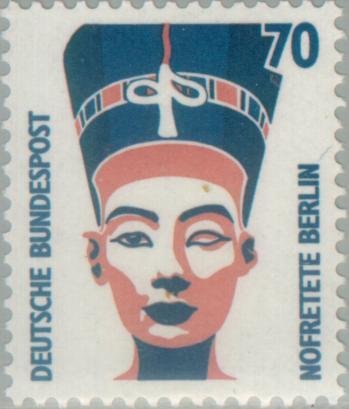Nefertiti bust, Berlin