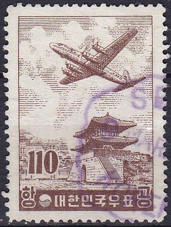 Airplane and East-door, Seoul