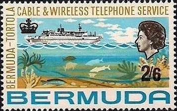 Cable at sea bottom and ship